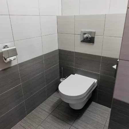 Apartmán Ah Alessandra Center *